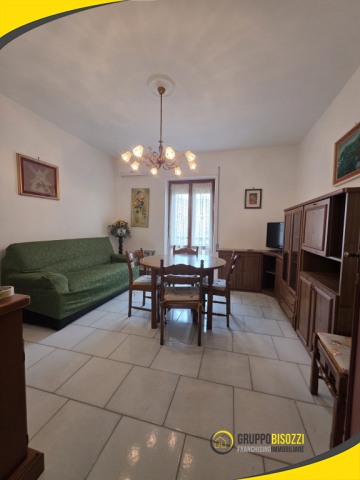 Appartamento centrale, luminoso