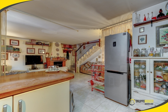 Civitavecchia (RM) – Piazza Vincenzo di Cesare, 4  – € 259.000,00 Villino a Schiera (Località Boccelle) 