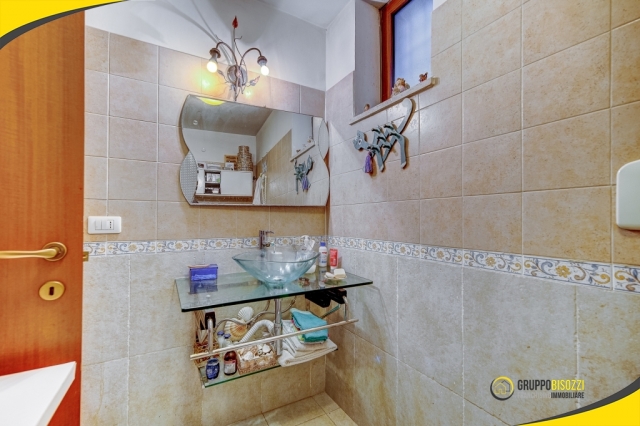 Civitavecchia (RM) – Piazza Vincenzo di Cesare, 4  – € 259.000,00 Villino a Schiera (Località Boccelle) 