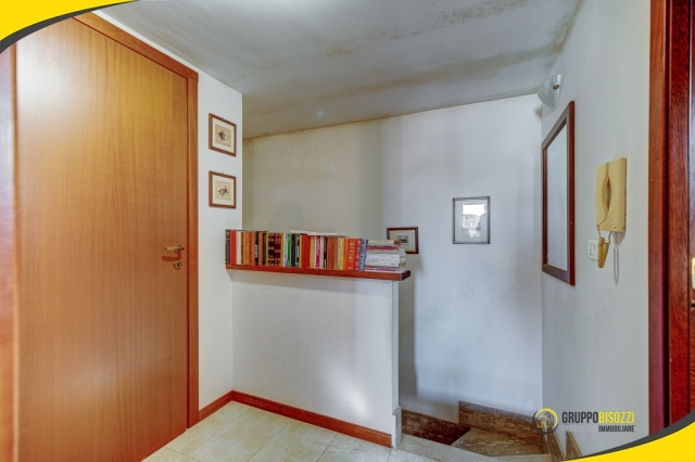 Civitavecchia (RM) – Piazza Vincenzo di Cesare, 4  – € 259.000,00 Villino a Schiera (Località Boccelle) 