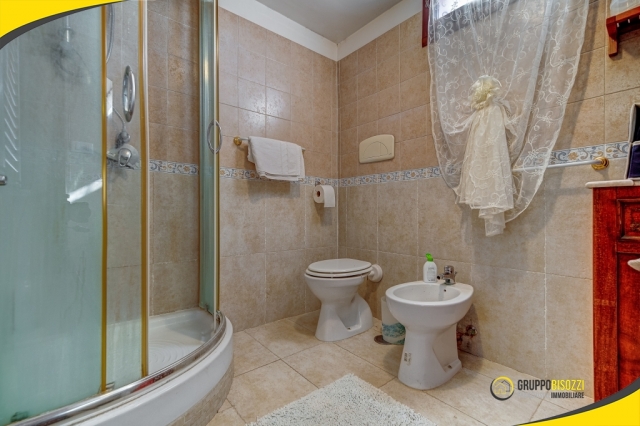 Civitavecchia (RM) – Piazza Vincenzo di Cesare, 4  – € 259.000,00 Villino a Schiera (Località Boccelle) 