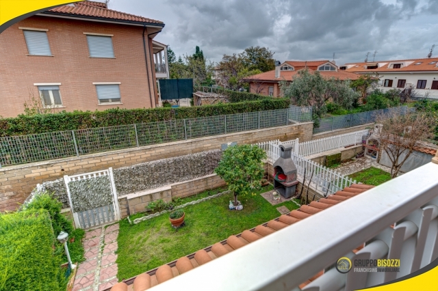 Civitavecchia, VIA LIBECCIO n. 11  