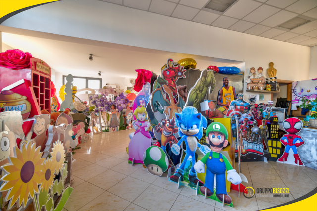 Tarquinia- Attività Commerciale Shabbylandia 