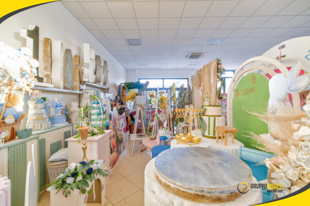 Tarquinia- Attività Commerciale Shabbylandia 