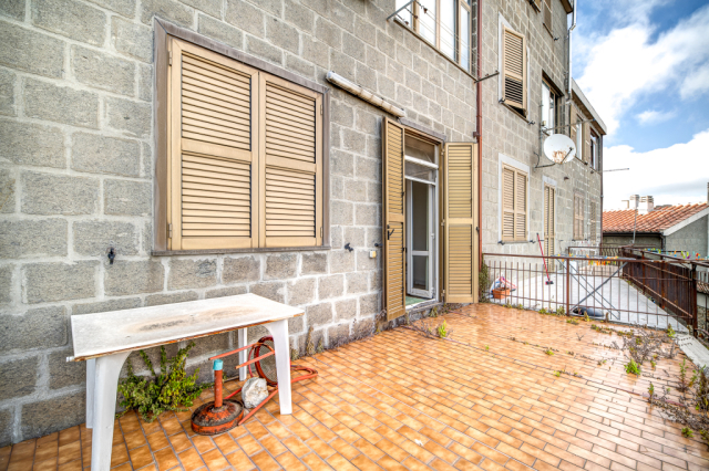 Appartamento con terrazzo vista Rocca