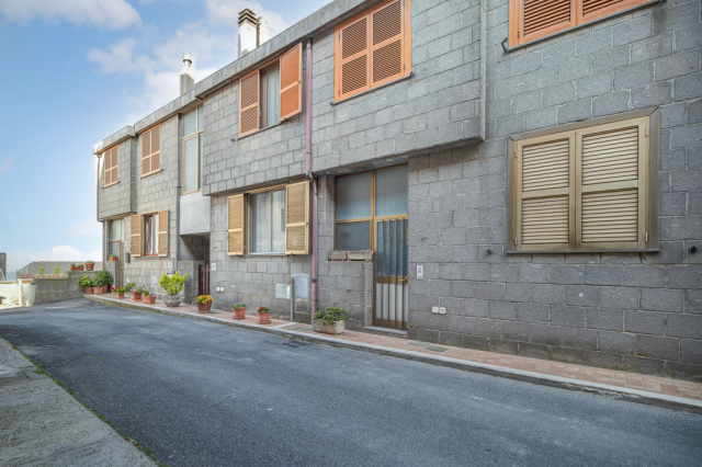 Appartamento con terrazzo vista Rocca