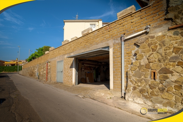 Civitavecchia (RM) - Via Aurelia Sud  33