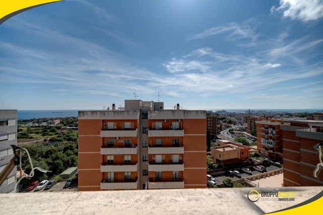 Appartamento ristrutturato, Piazzale Capo Linaro 1