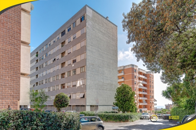 Appartamento ristrutturato, Piazzale Capo Linaro 1