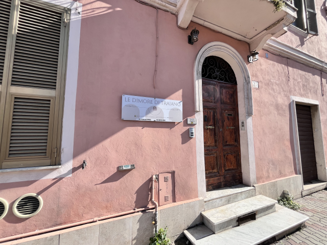 Civitavecchia (RM) - Via Terme di Traiano n. 27 