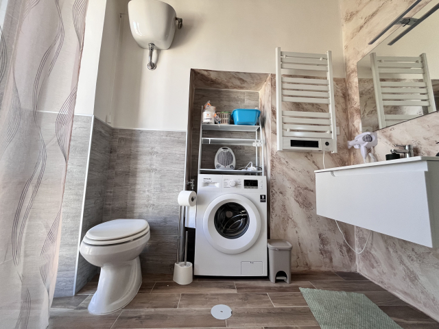 Civitavecchia (RM) - Via Terme di Traiano n. 27 