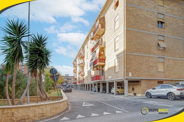 Civitavecchia (RM) - Via Achille Grandi n. 1 