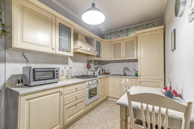 Appartamento con box auto e cantina