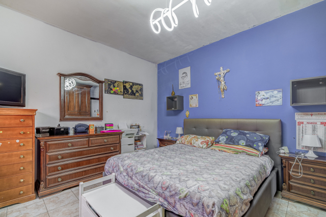Ampio appartamento con sfogo esterno