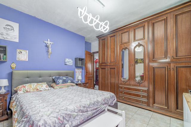 Ampio appartamento con sfogo esterno