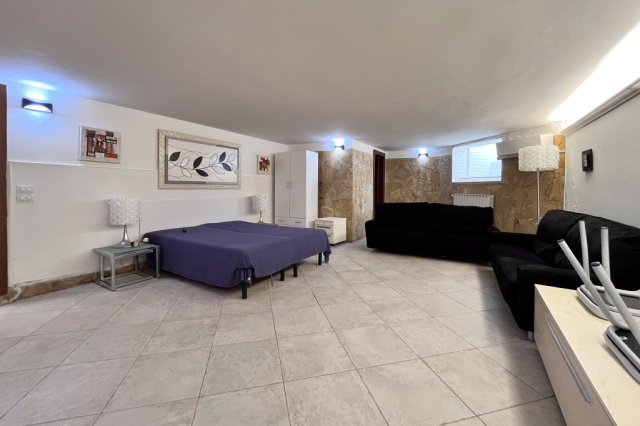 Appartamento con piscina condominiale