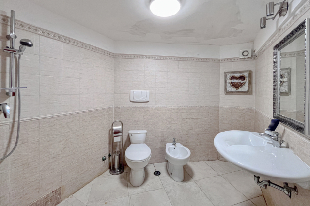 Appartamento con piscina condominiale