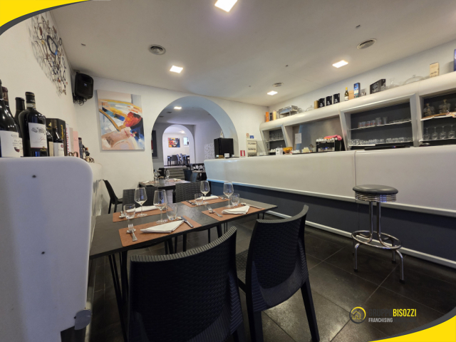 CESSIONE ATTIVITÀ RISTORAZIONE AVVIATA – CENTRO CITTÀ