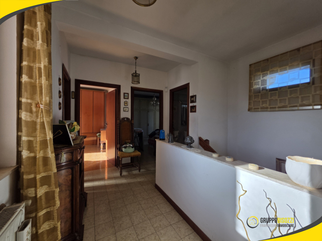 Civitavecchia (RM) - Via delle Rose n. 4