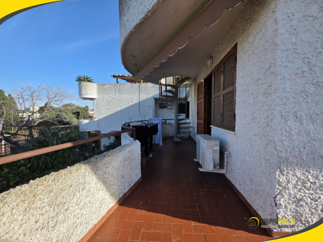 Civitavecchia (RM) - Via delle Rose n. 4