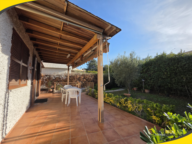 Civitavecchia (RM) - Via delle Rose n. 4